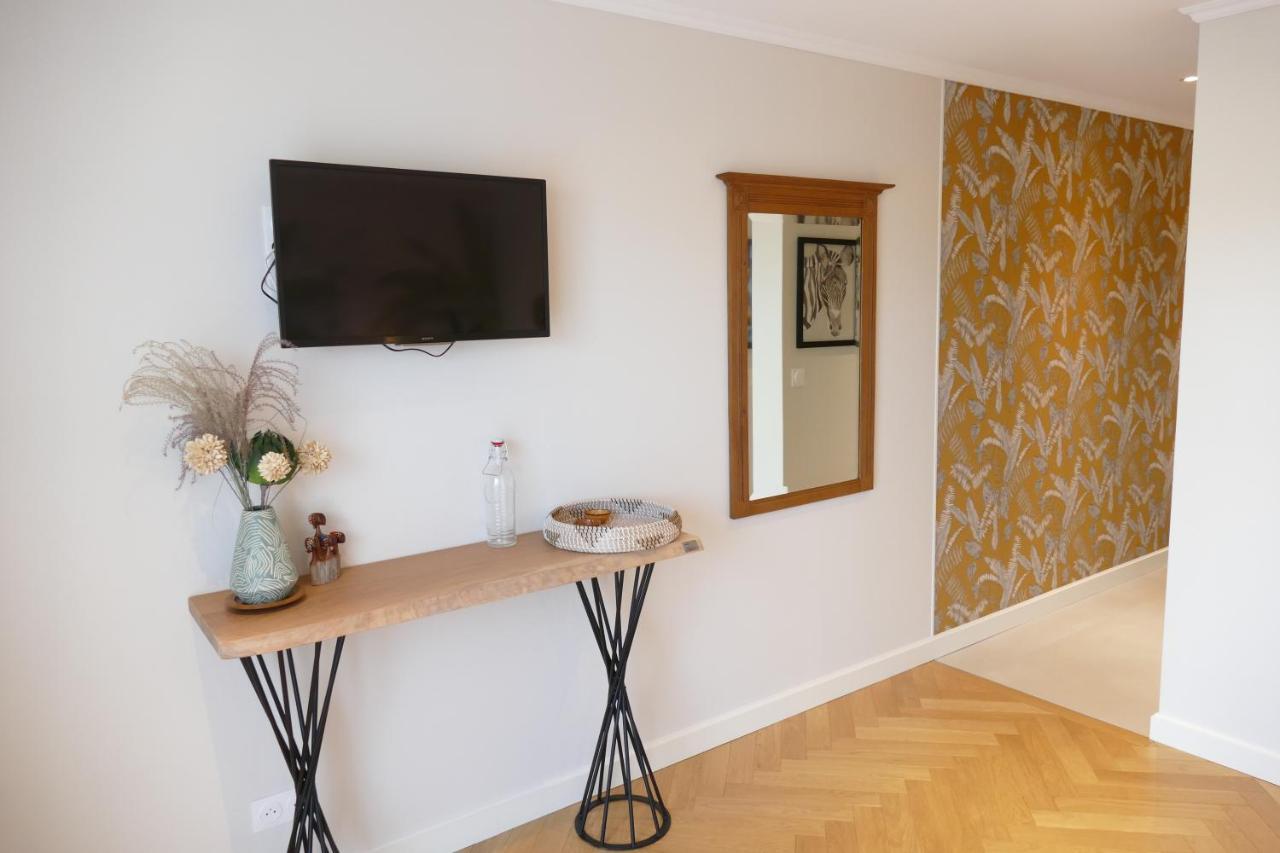 Bed and Breakfast Les Agapanthes Camphin-en-Pevele Esterno foto