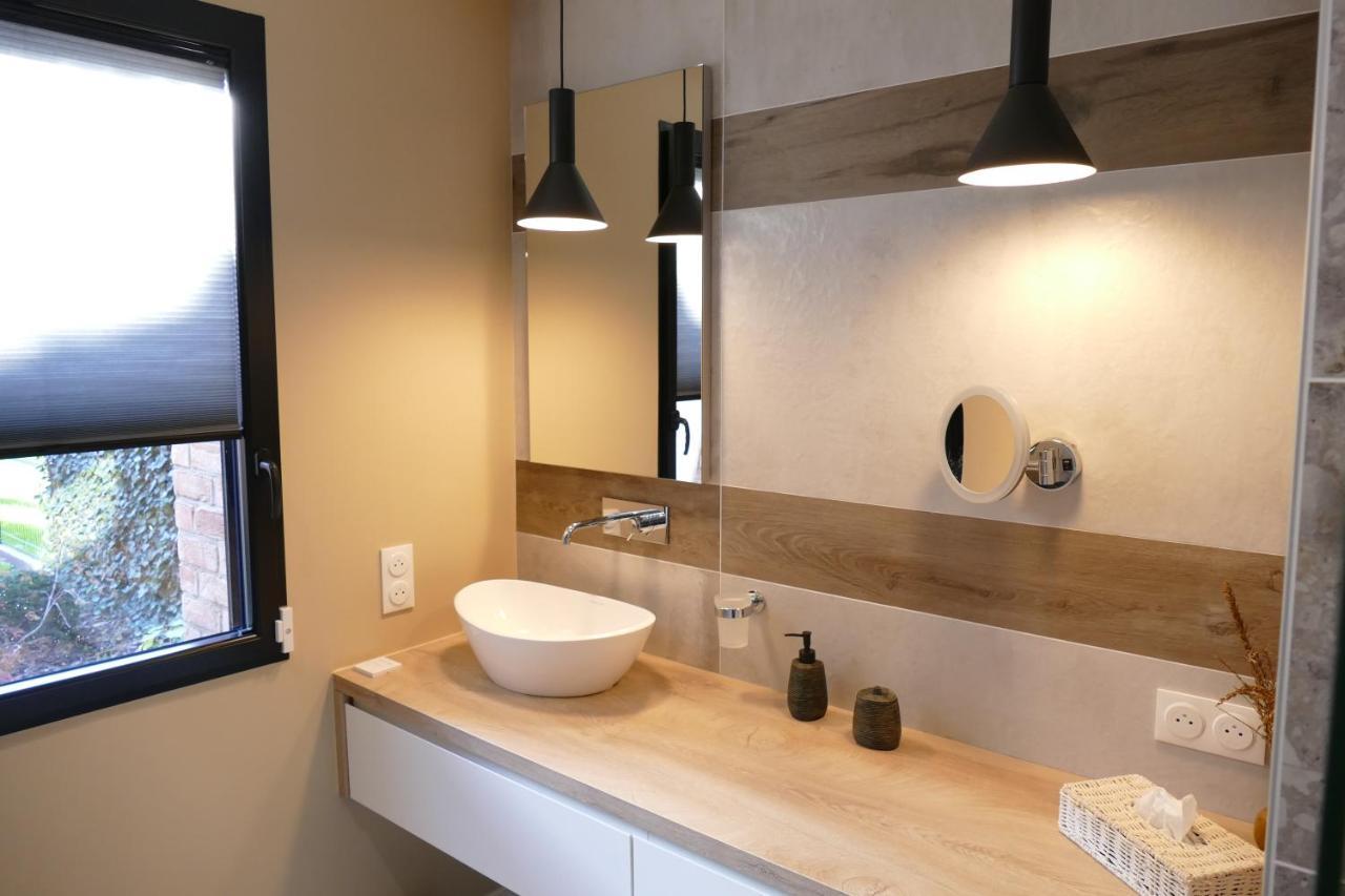 Bed and Breakfast Les Agapanthes Camphin-en-Pevele Esterno foto