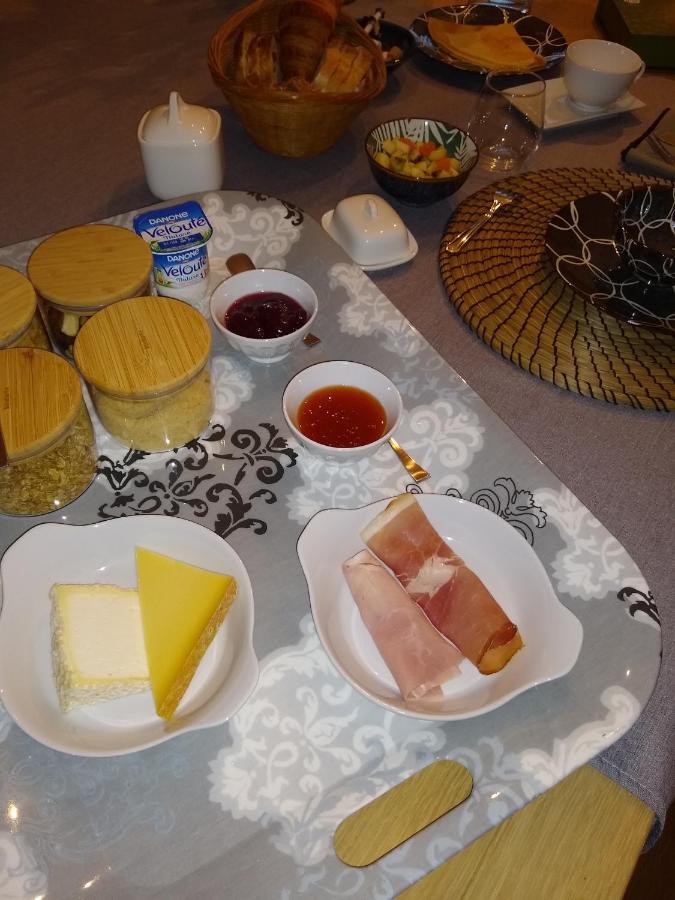 Bed and Breakfast Les Agapanthes Camphin-en-Pevele Esterno foto